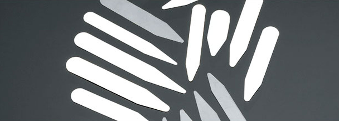 Collar stay banner