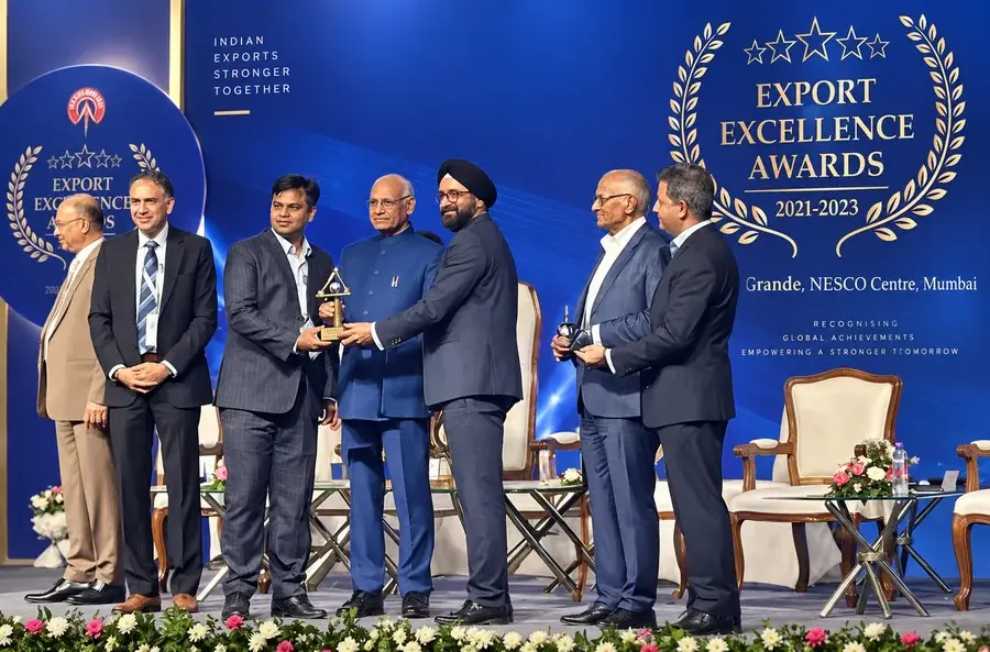 AVI Global Plast receiving the PLEXCONCIL Export Excellence Award, 2021–2023
